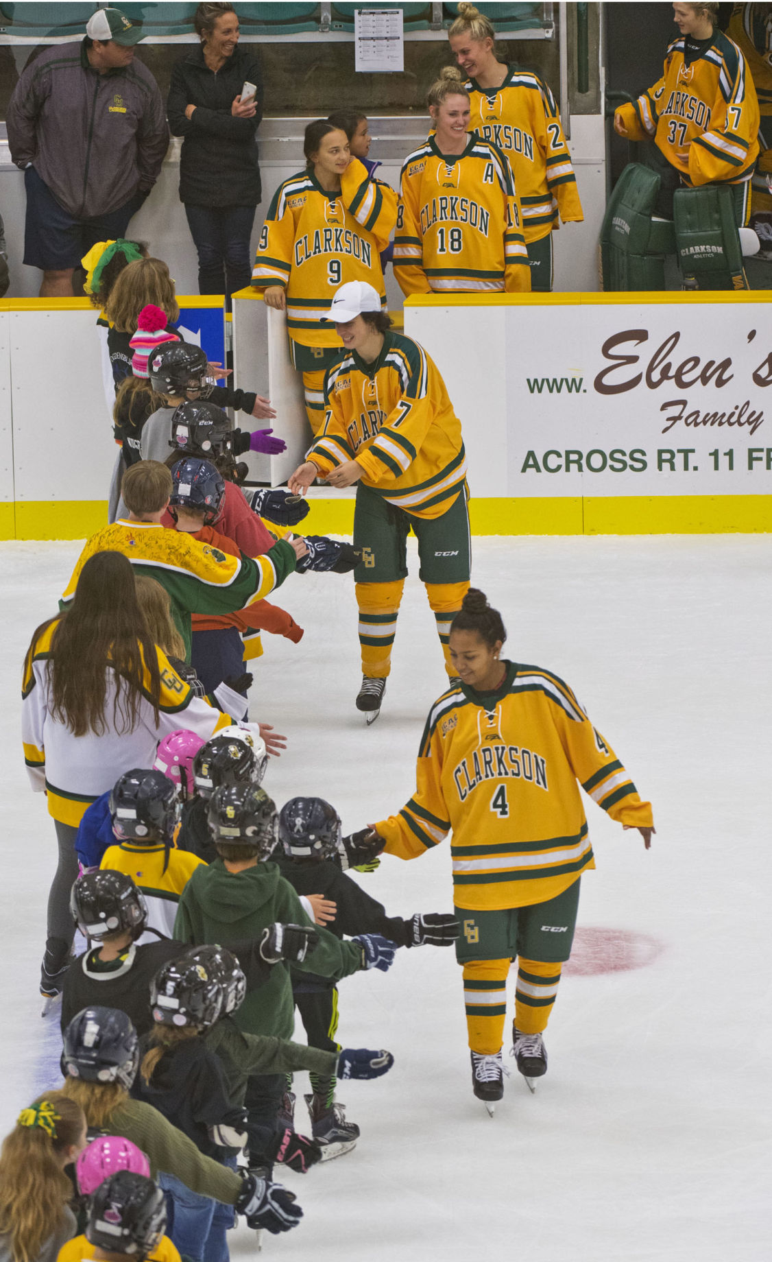 ####_spt_Skate with a Knight_cl12.jpg